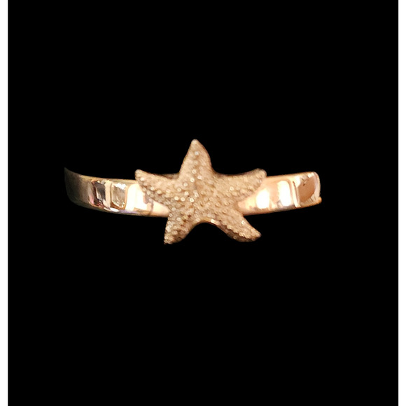 Vintage Sarah Coventry Sea Starfish Gold Tone Cuff Bracelet - Picture 1 of 5